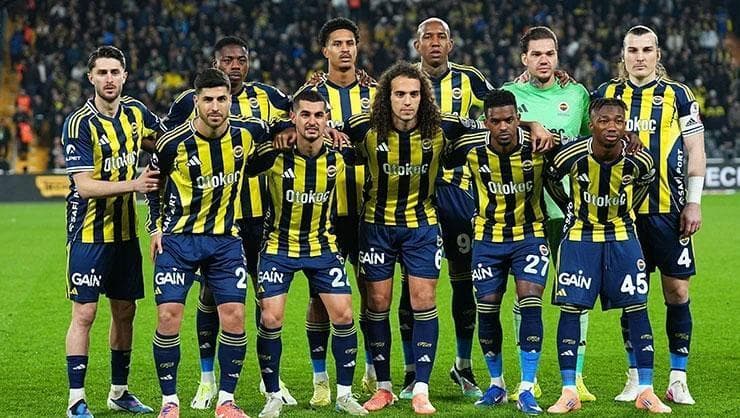 Fenerbahçe'de Kaleci Depremi! Ederson Ayrılık İstedi, Yerine Dev İsim Geliyor