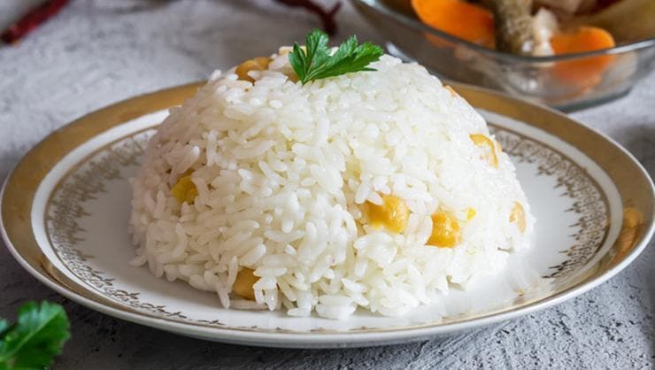 Usta Şeflerden Tane Tane Pirinç Pilavı Sırları: İşte Parlak ve Kusursuz Pilavın Tam Tarifi